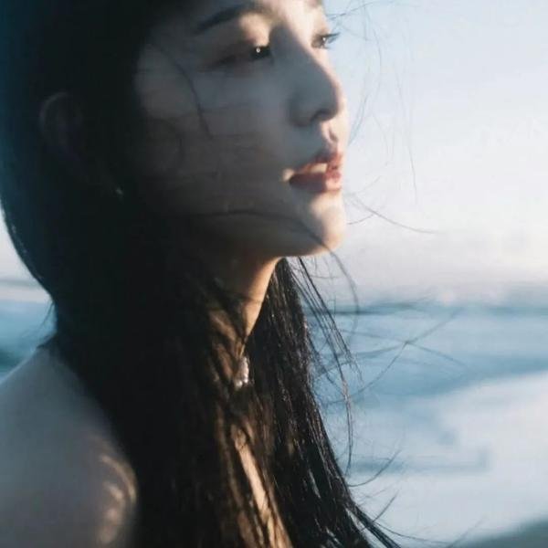 安娜华特的离奇命运